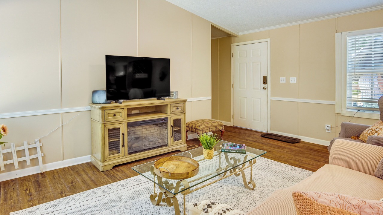 Photo of Livingroom in Normangee
