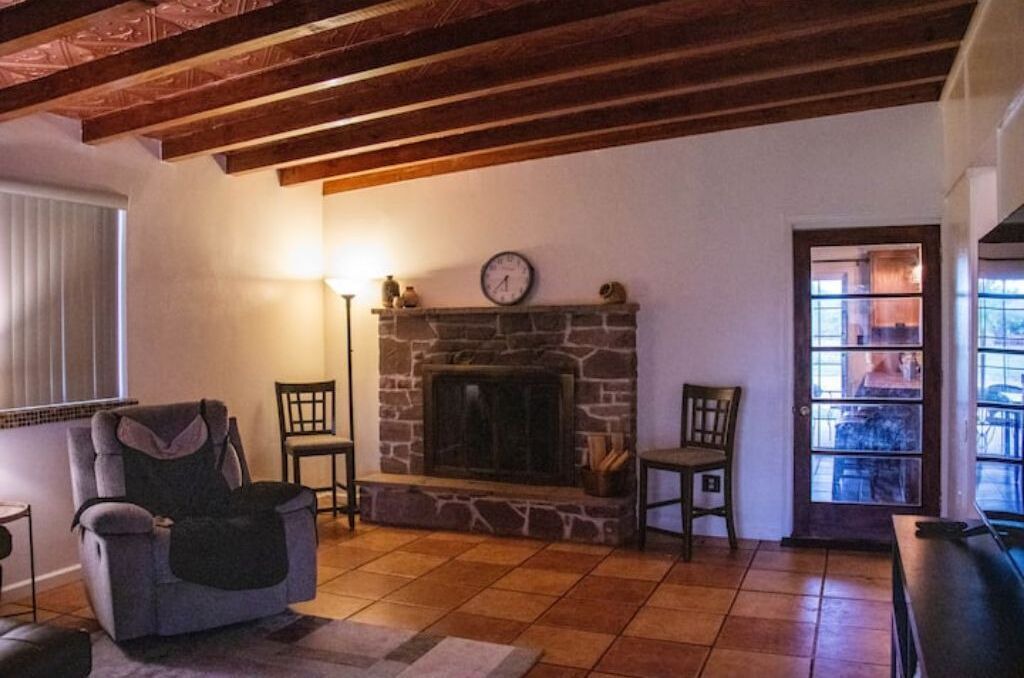 Photo of Livingroom in Huachuca City