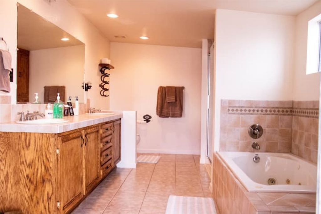 Photo of Bathroom in Huachuca City