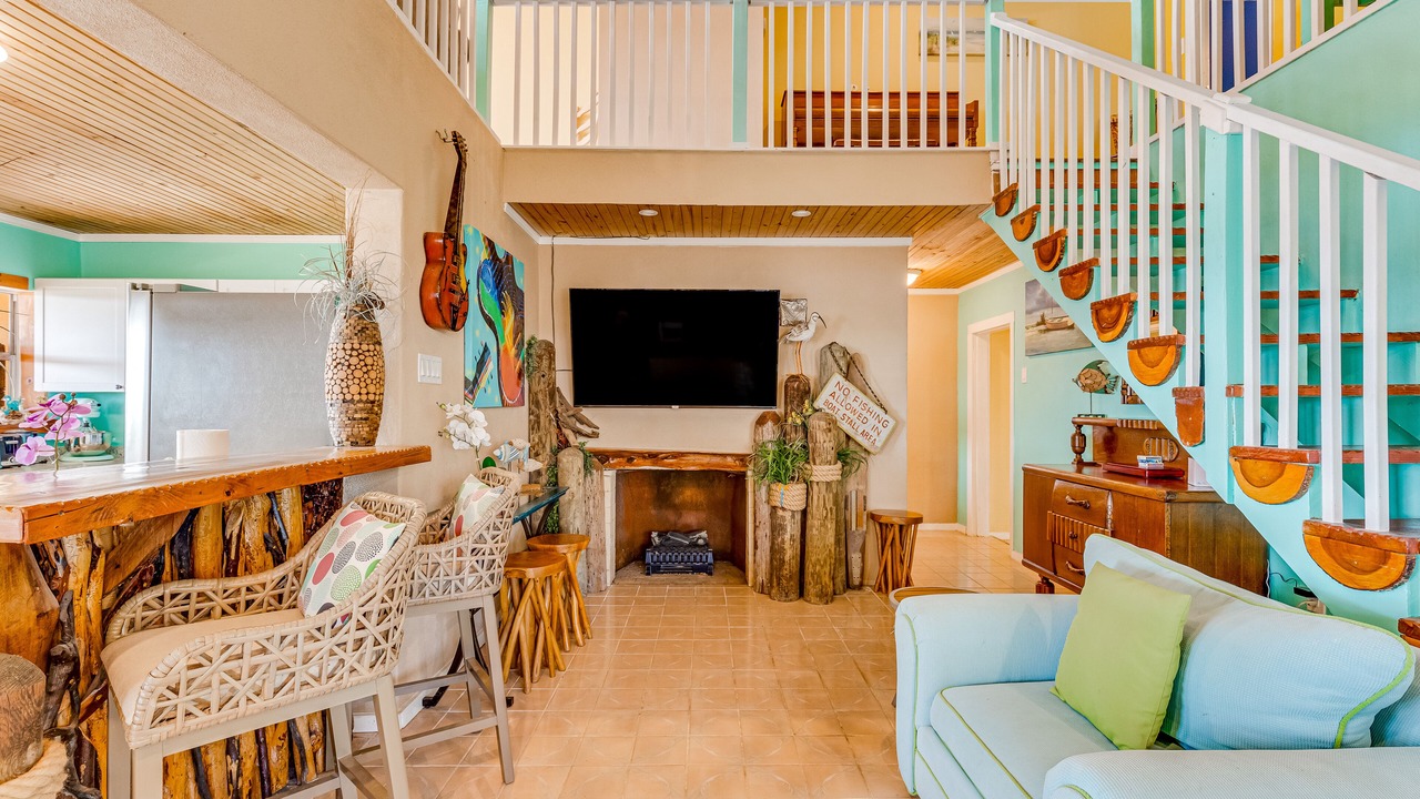 Photo of Livingroom in Rocky Ridge