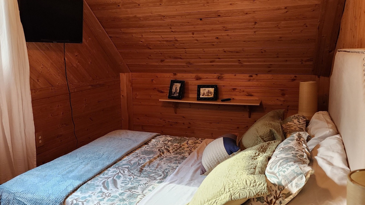 Photo of Bedroom in Beaconia