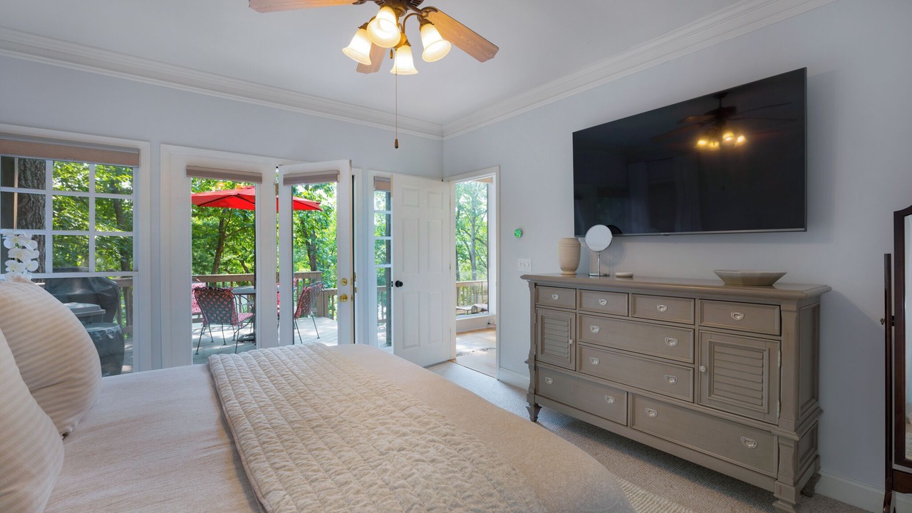 Photo of Bedroom in Big Canoe
