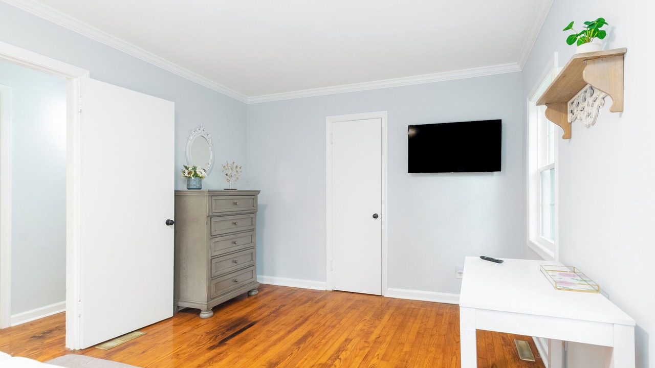 Photo of Bedroom in Downtown