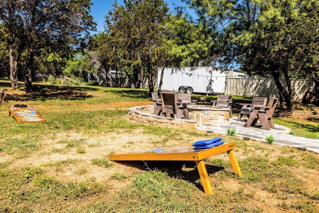 Photo of Outdoor in Graford