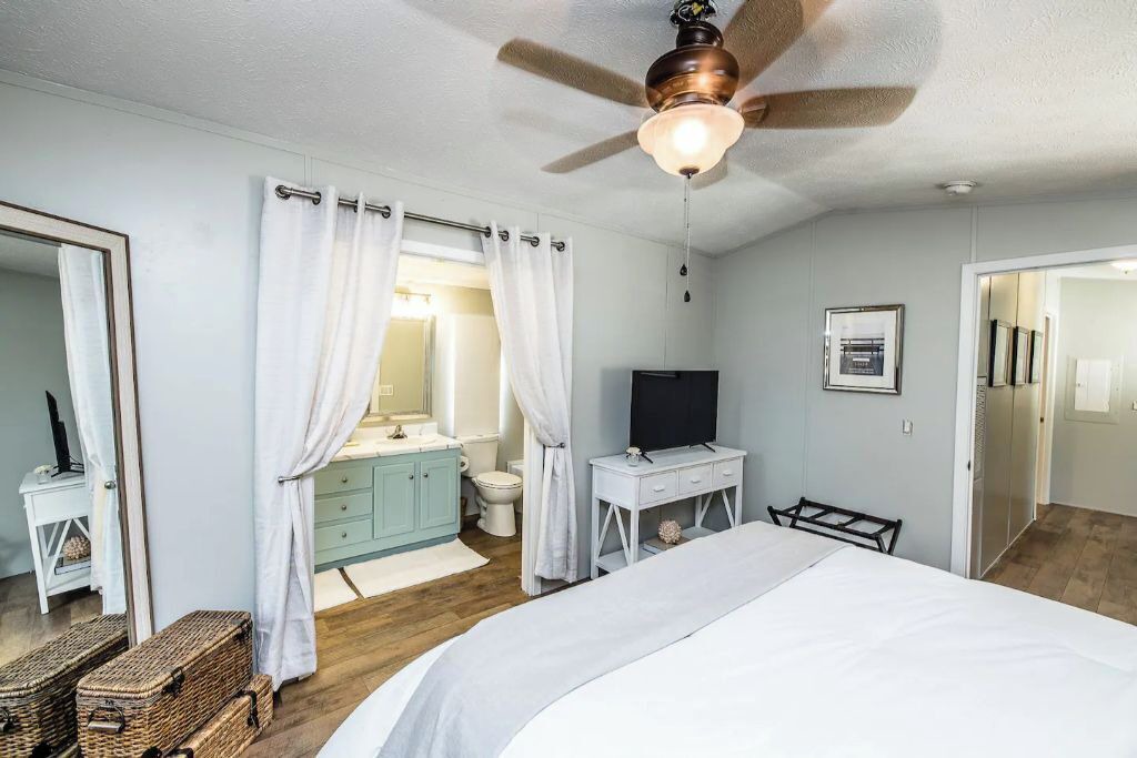 Photo of Bedroom in Graford