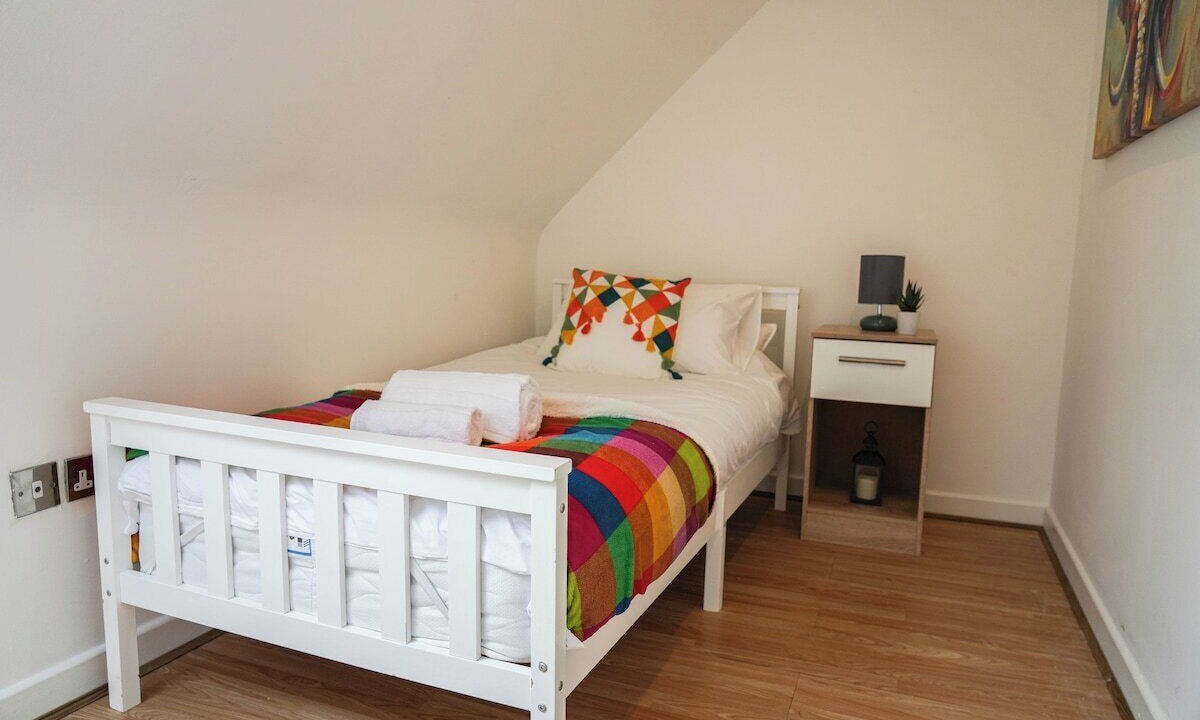 Photo of Bedroom in Headington