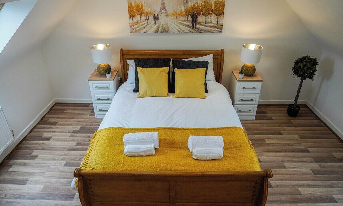 Photo of Bedroom in Headington