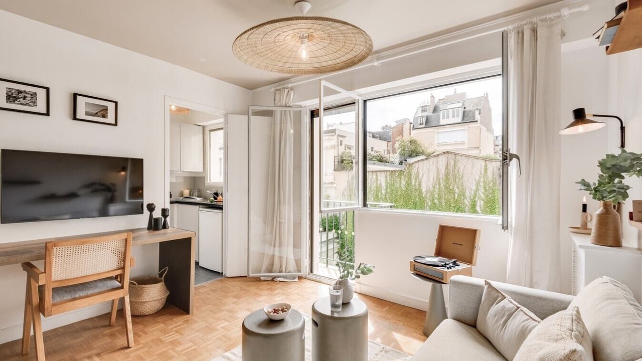Photo of Livingroom in 16th Arrondissement