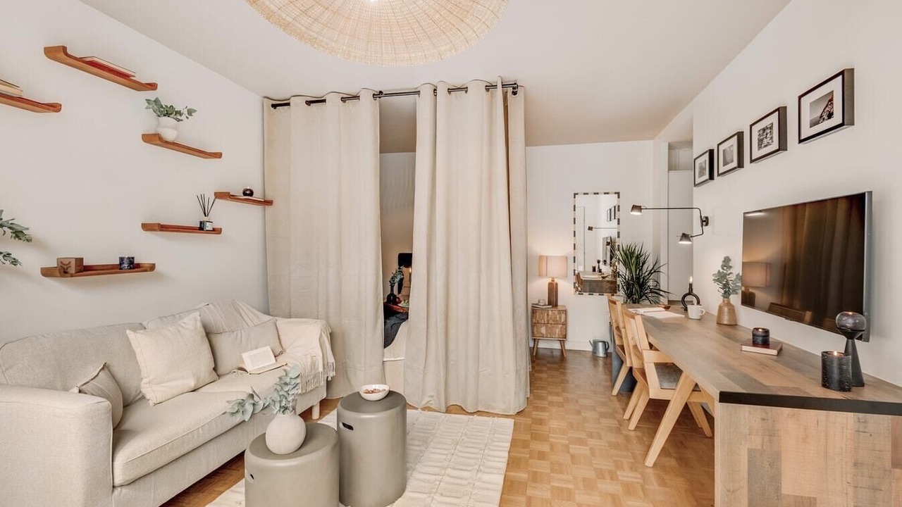 Photo of Livingroom in 16th Arrondissement