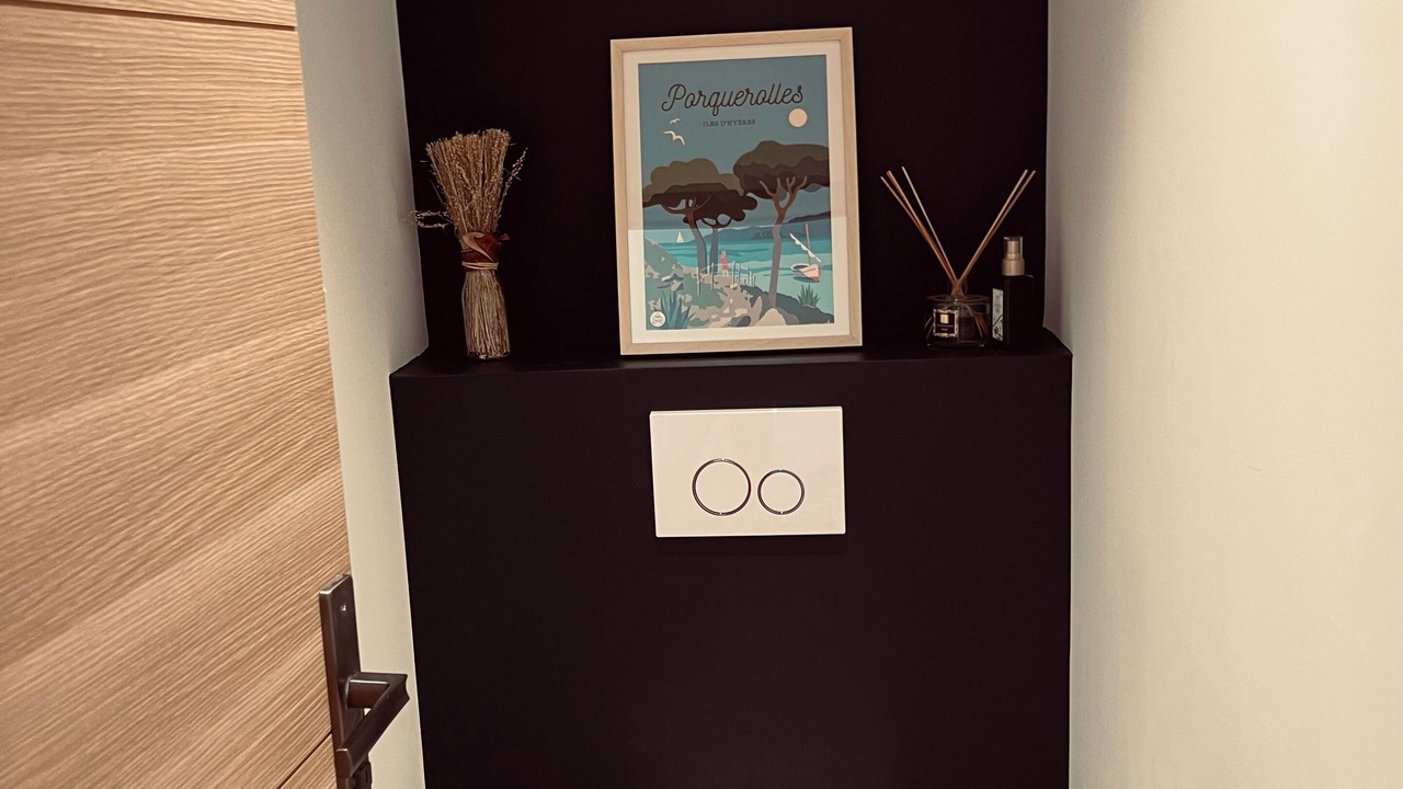 Photo of Bathroom in La Valette-du-Var