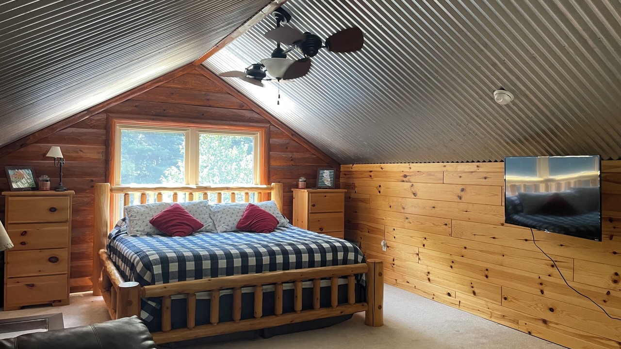 Photo of Bedroom in Alden