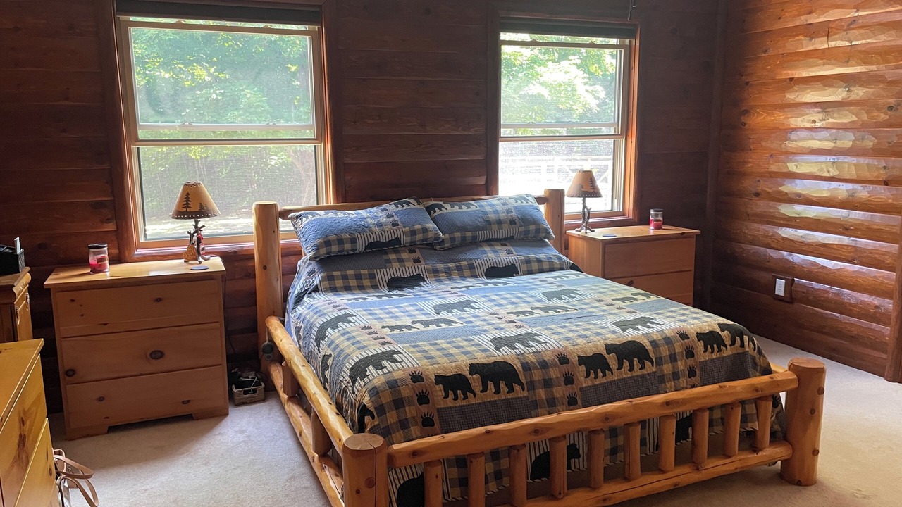 Photo of Bedroom in Alden
