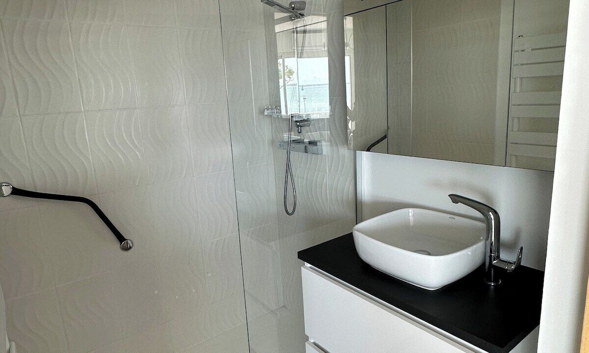 Photo of Bathroom in Saint-Nazaire