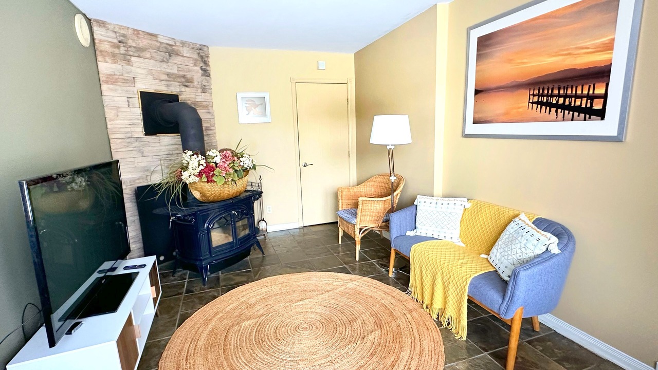 Photo of Livingroom in Sainte-Adele