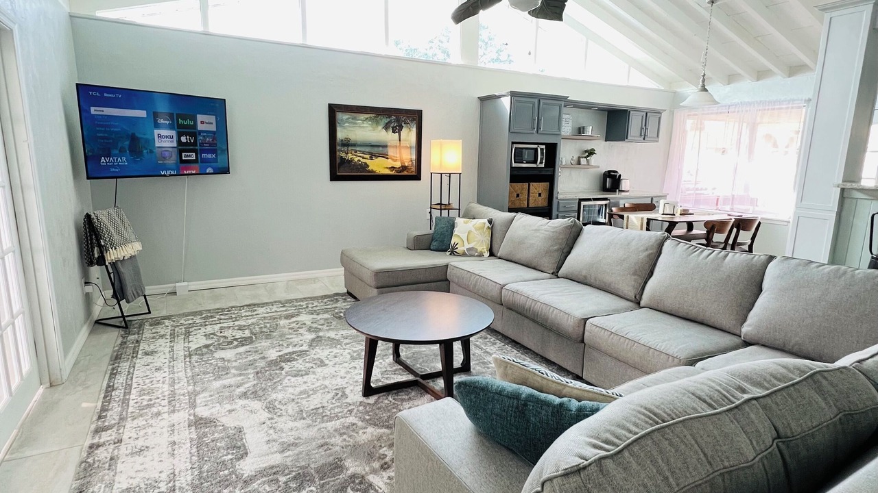 Photo of Livingroom in Kingston