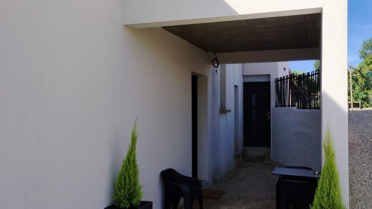 Photo of Patio Balcony in Moyrazes