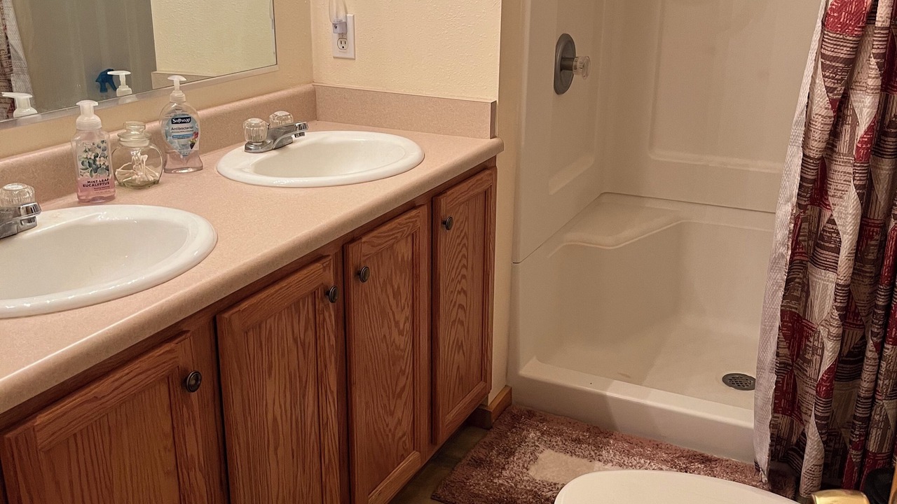 Photo of Bathroom in Los Ojos