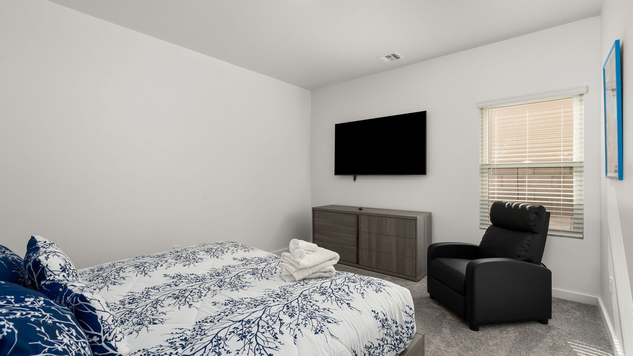 Photo of Bedroom in North Valley