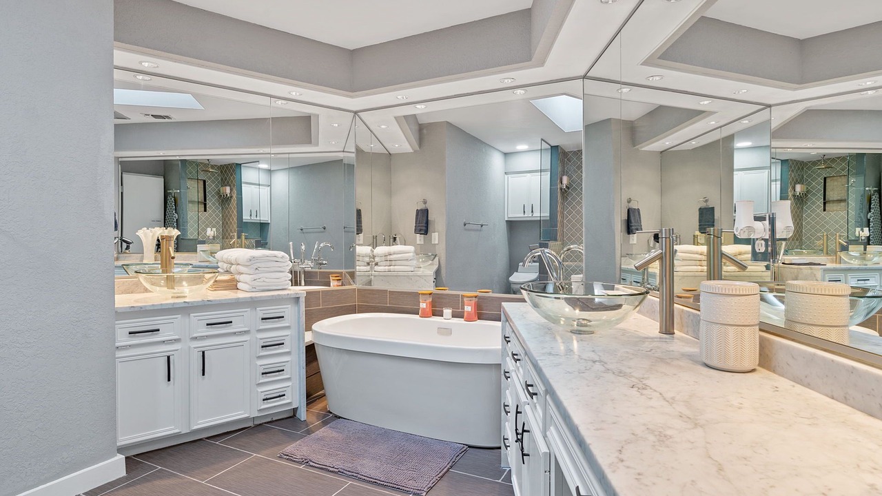 Photo of Bathroom in Manchaca