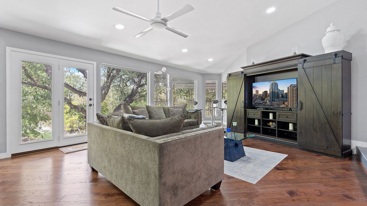 Photo of Livingroom in Manchaca