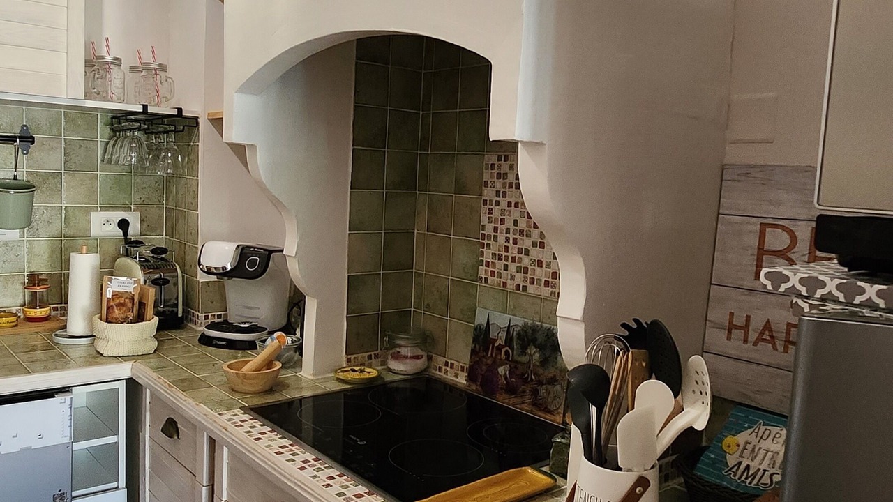 Photo of Kitchen in Suze-la-Rousse