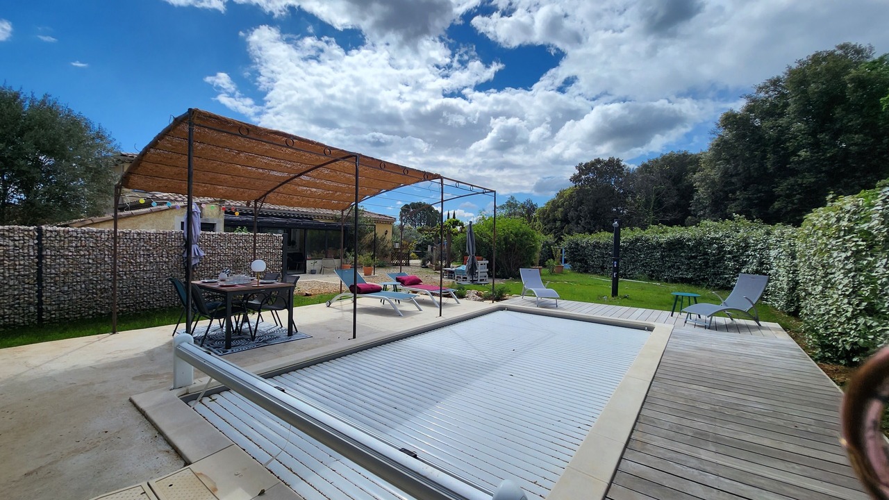 Photo of Outdoor in Suze-la-Rousse