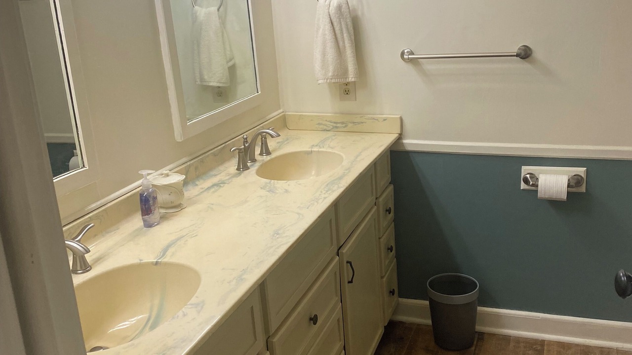 Photo of Bathroom in Pea Ridge