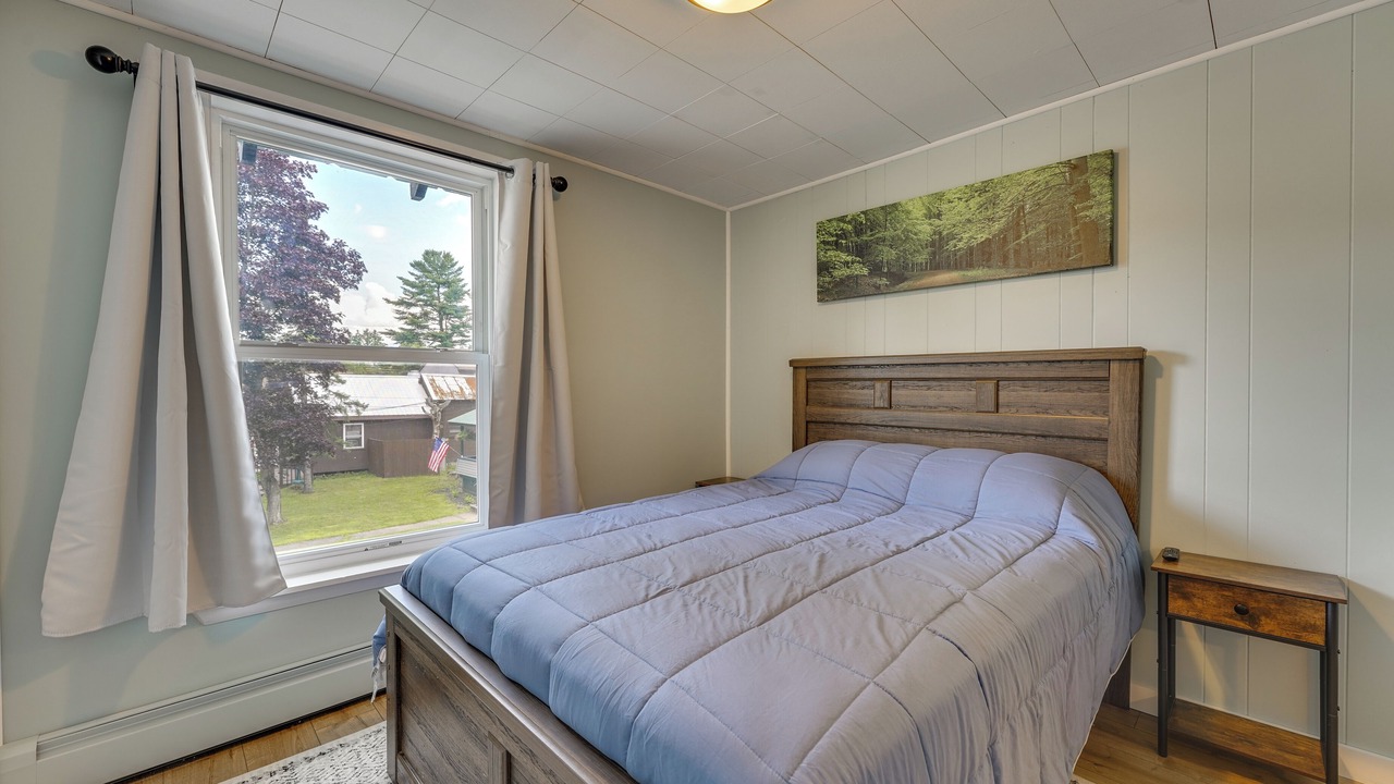 Photo of Bedroom in Town of Webb