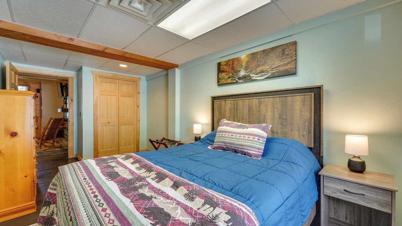 Photo of Bedroom in Town of Webb