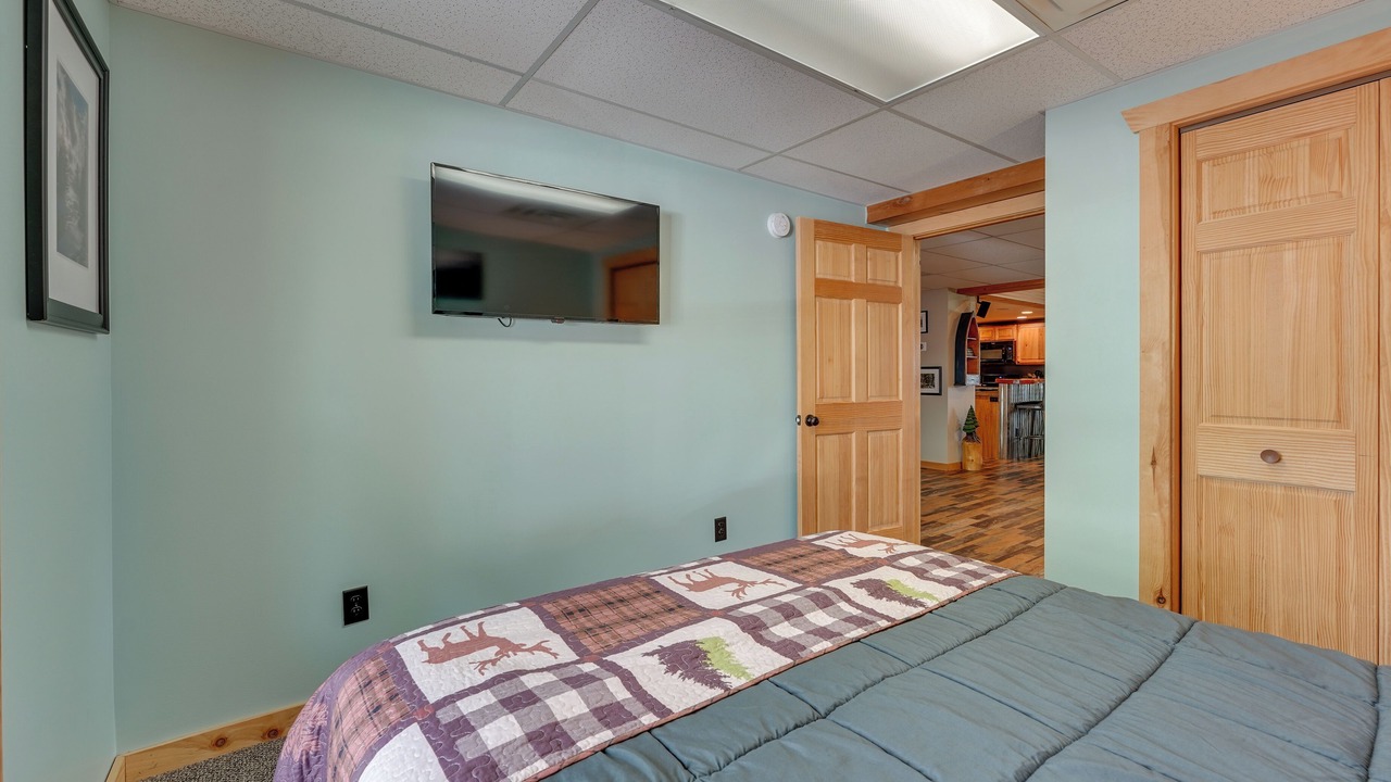 Photo of Bedroom in Town of Webb