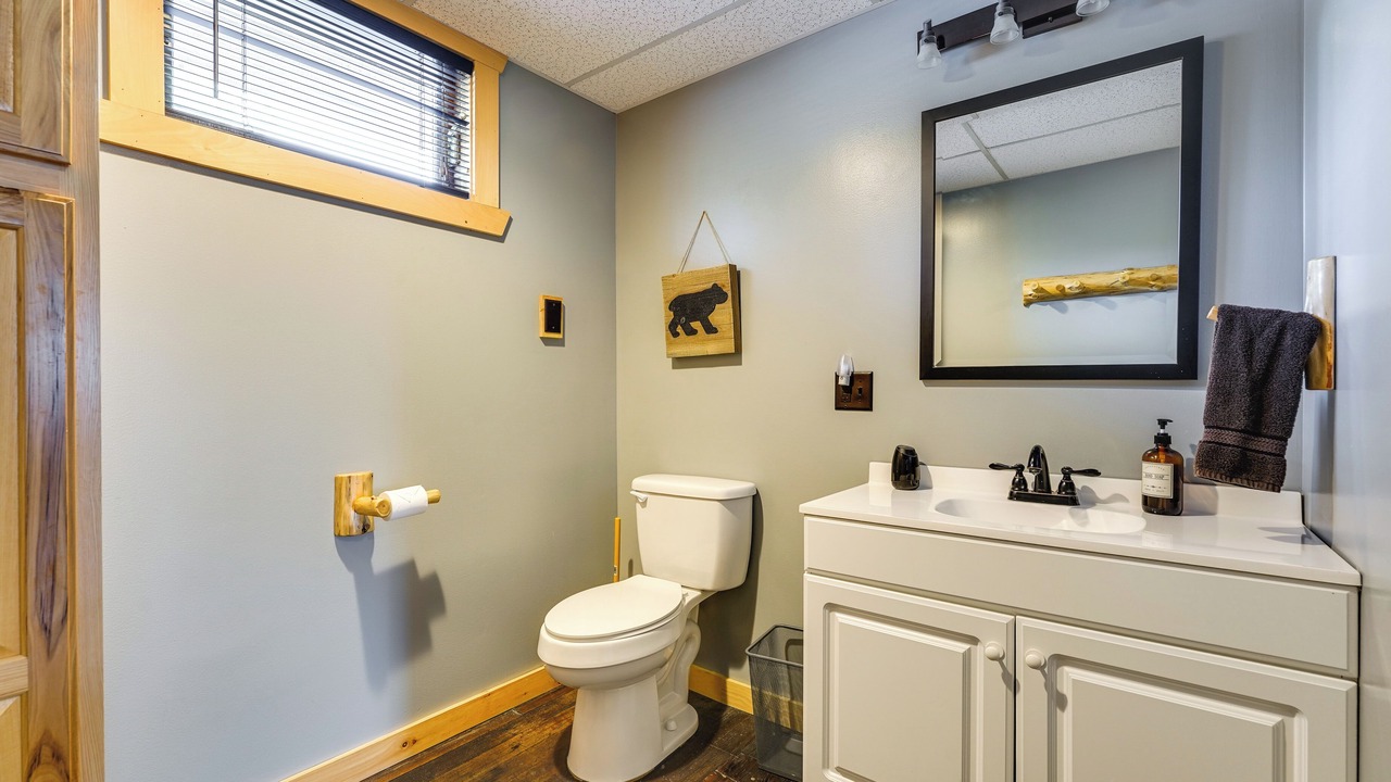Photo of Bathroom in Town of Webb