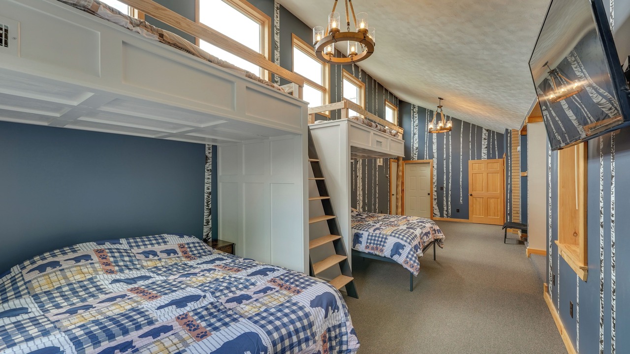Photo of Bedroom in Town of Webb