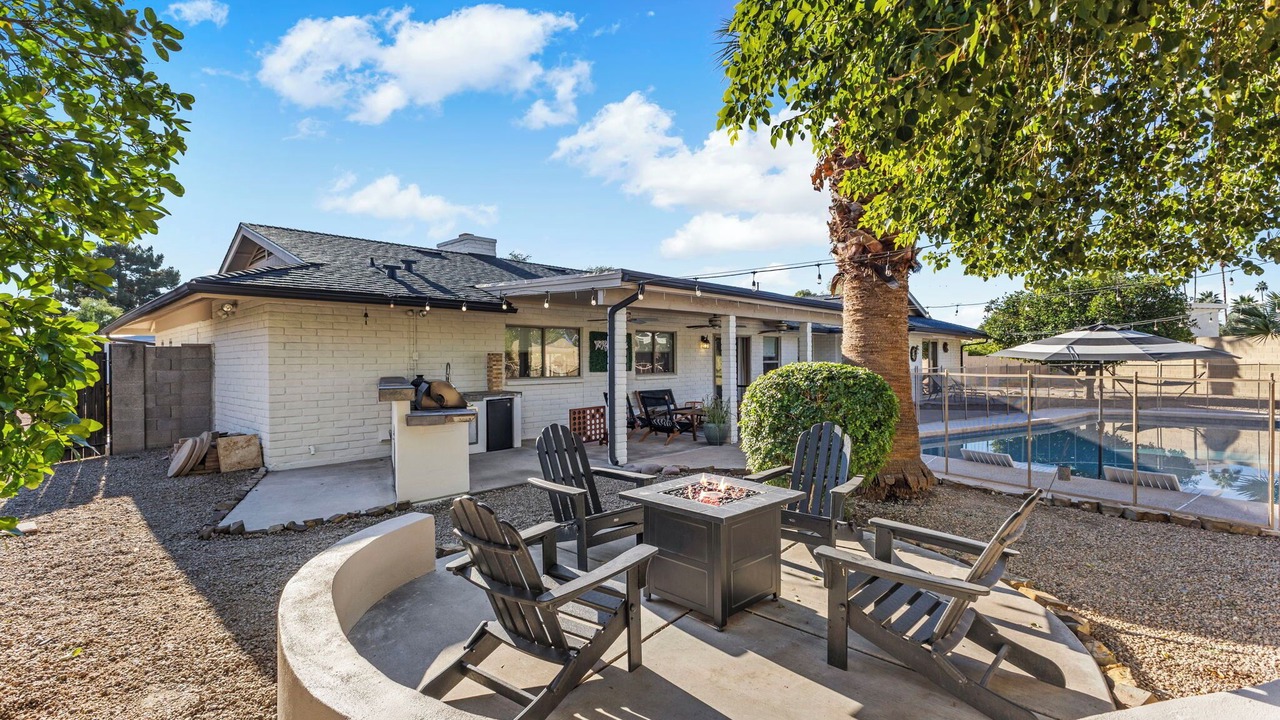 Photo of Outdoor in Park Lane