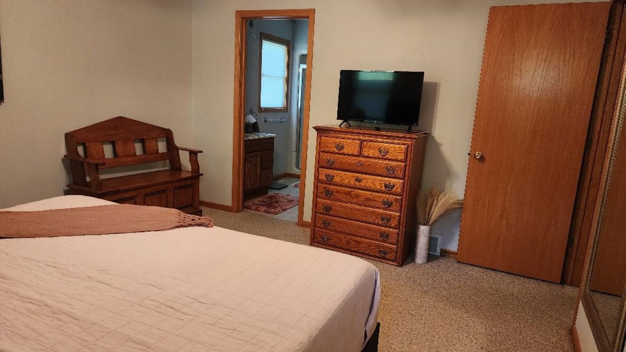 Photo of Bedroom in Decorah