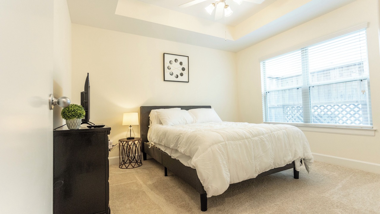 Photo of Bedroom in South Main