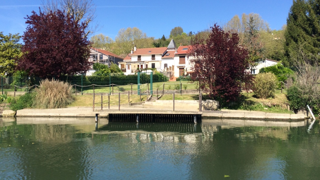 Photo of Outdoor in Mezy-sur-Seine
