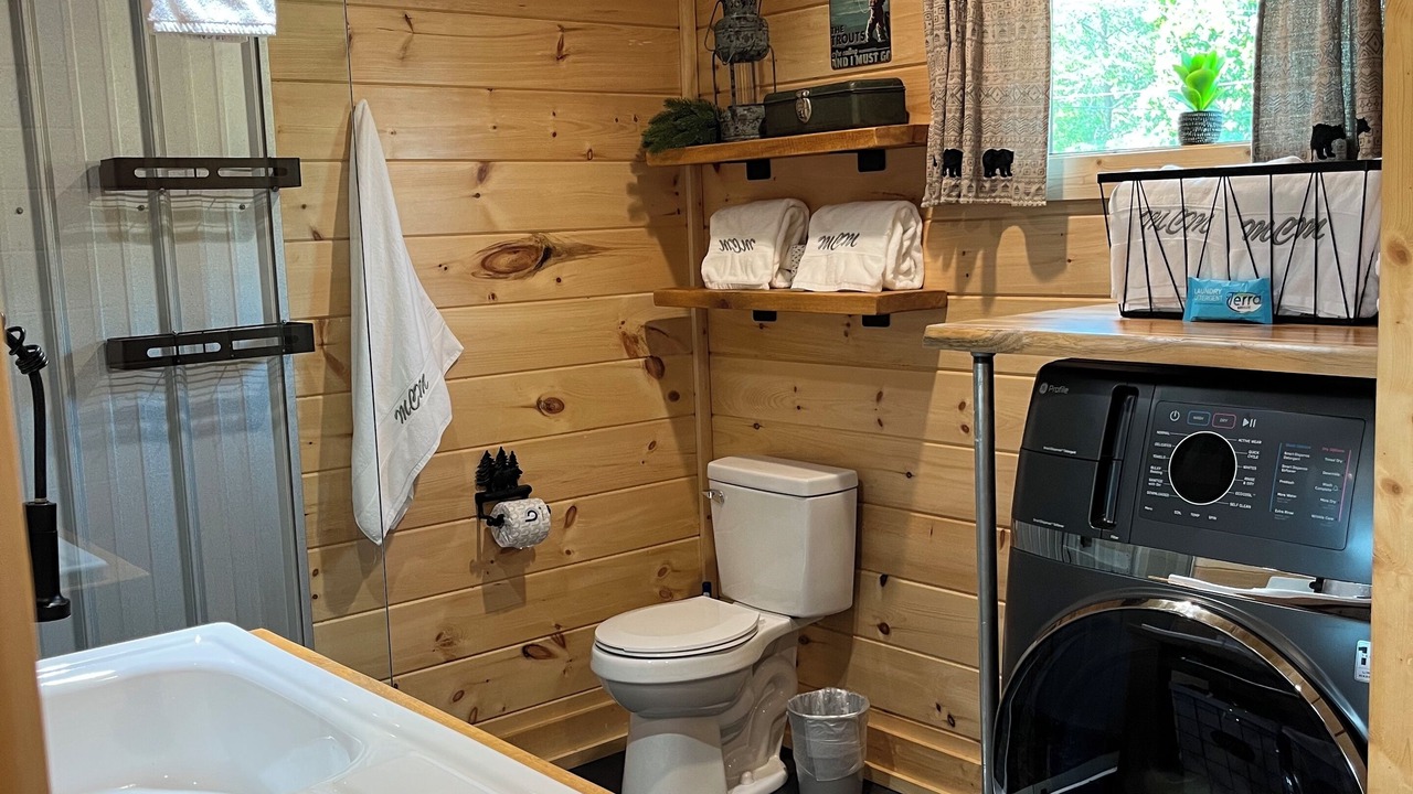 Photo of Bathroom in Sevierville