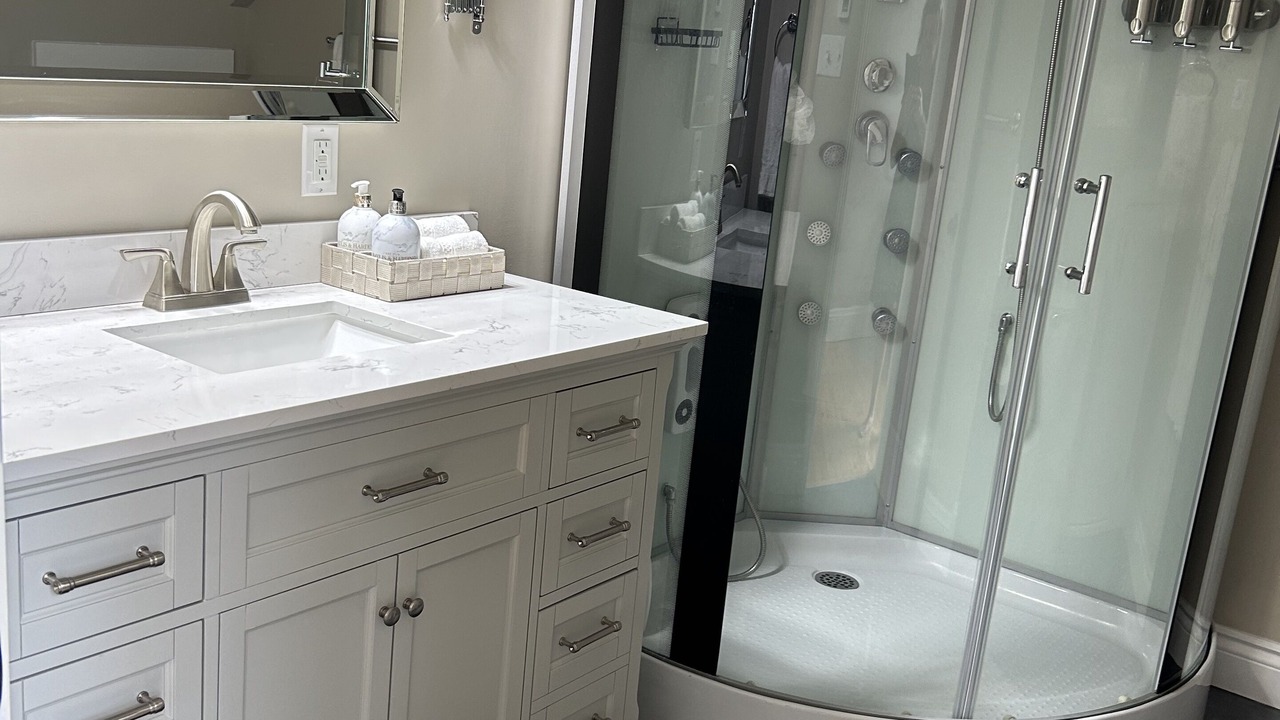 Photo of Bathroom in Hall's Harbour