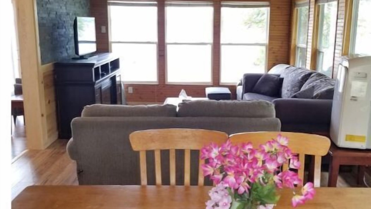 Photo of Livingroom in Whiteshell