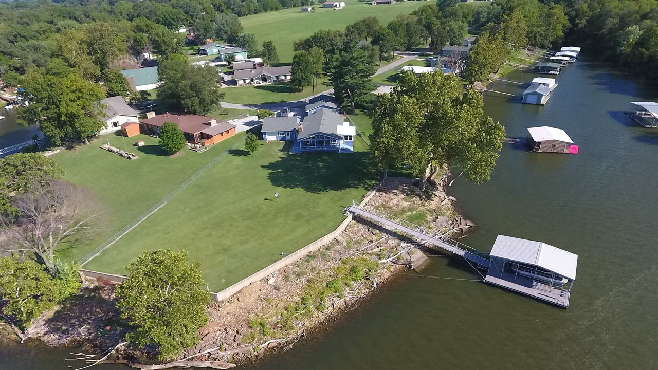 Photo of Outdoor in Grove