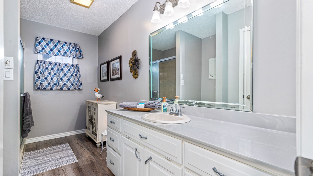 Photo of Bathroom in Grove