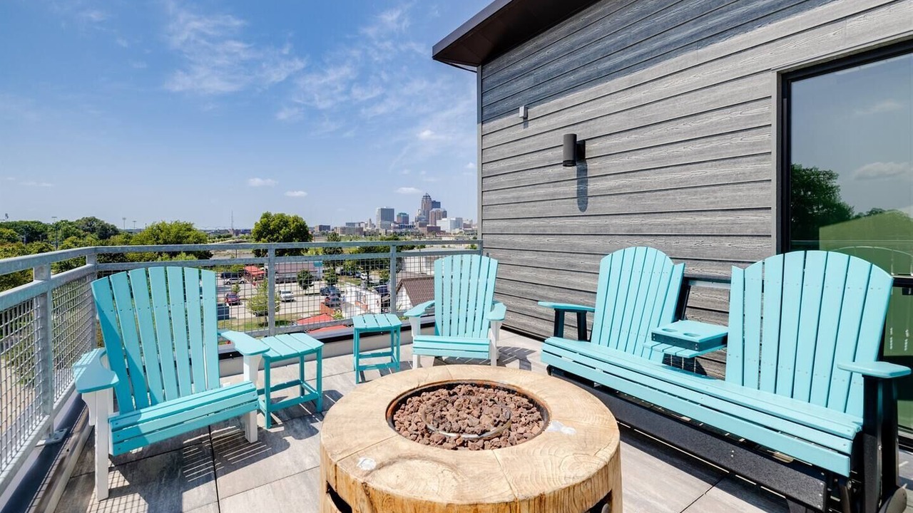 Photo of Patio Balcony in Downtown Des Moines