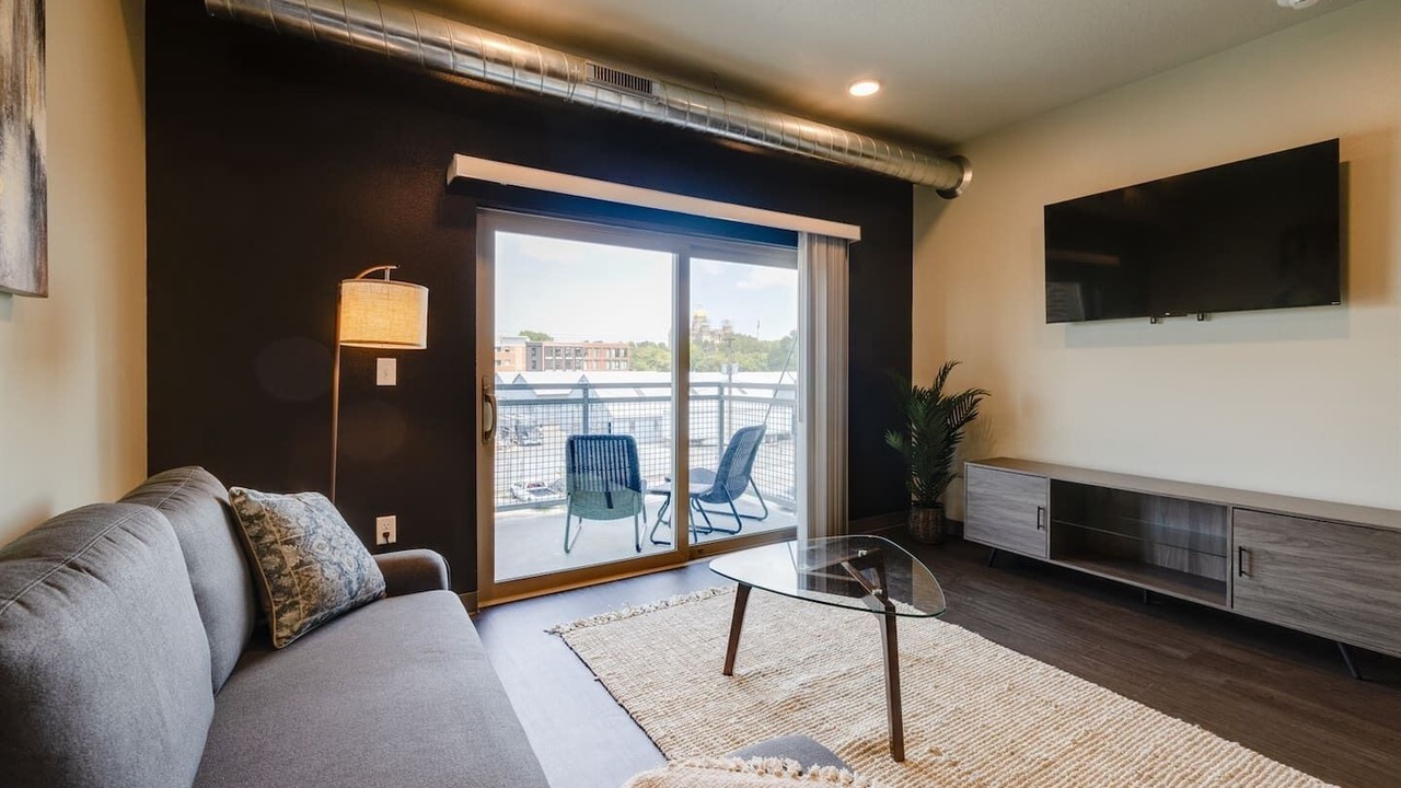 Photo of Livingroom in Downtown Des Moines