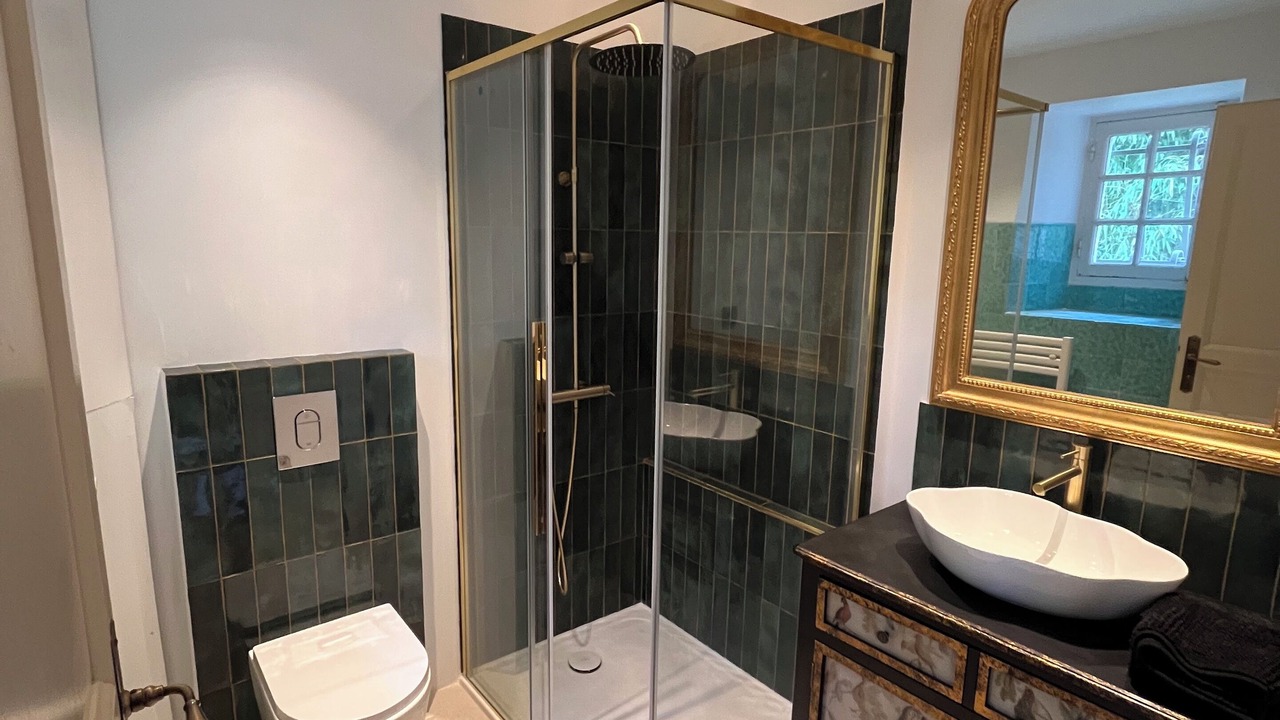 Photo of Bathroom in Castelnaud-la-Chapelle