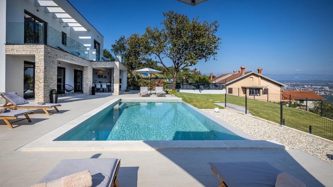 Photo of Outdoor in Bregi