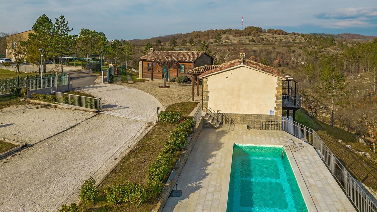 Photo of Outdoor in Trviz