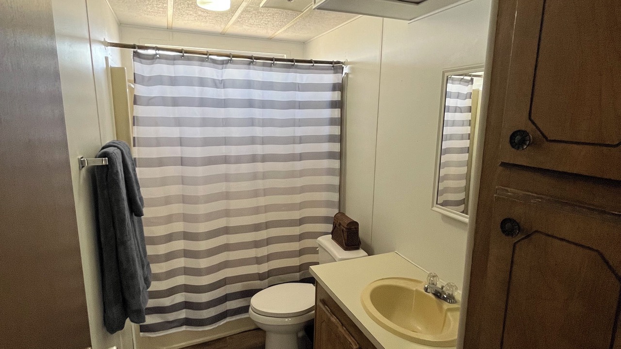 Photo of Bathroom in Escalante