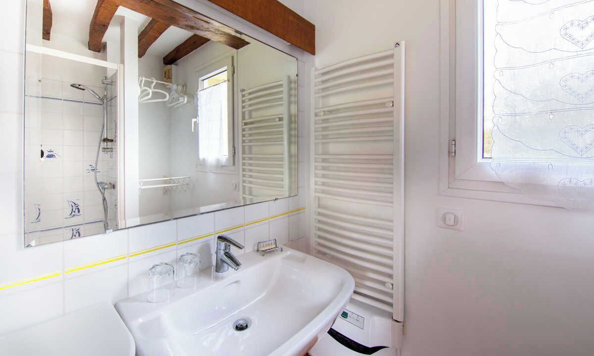 Photo of Bathroom in Saint-Valery-en-Caux