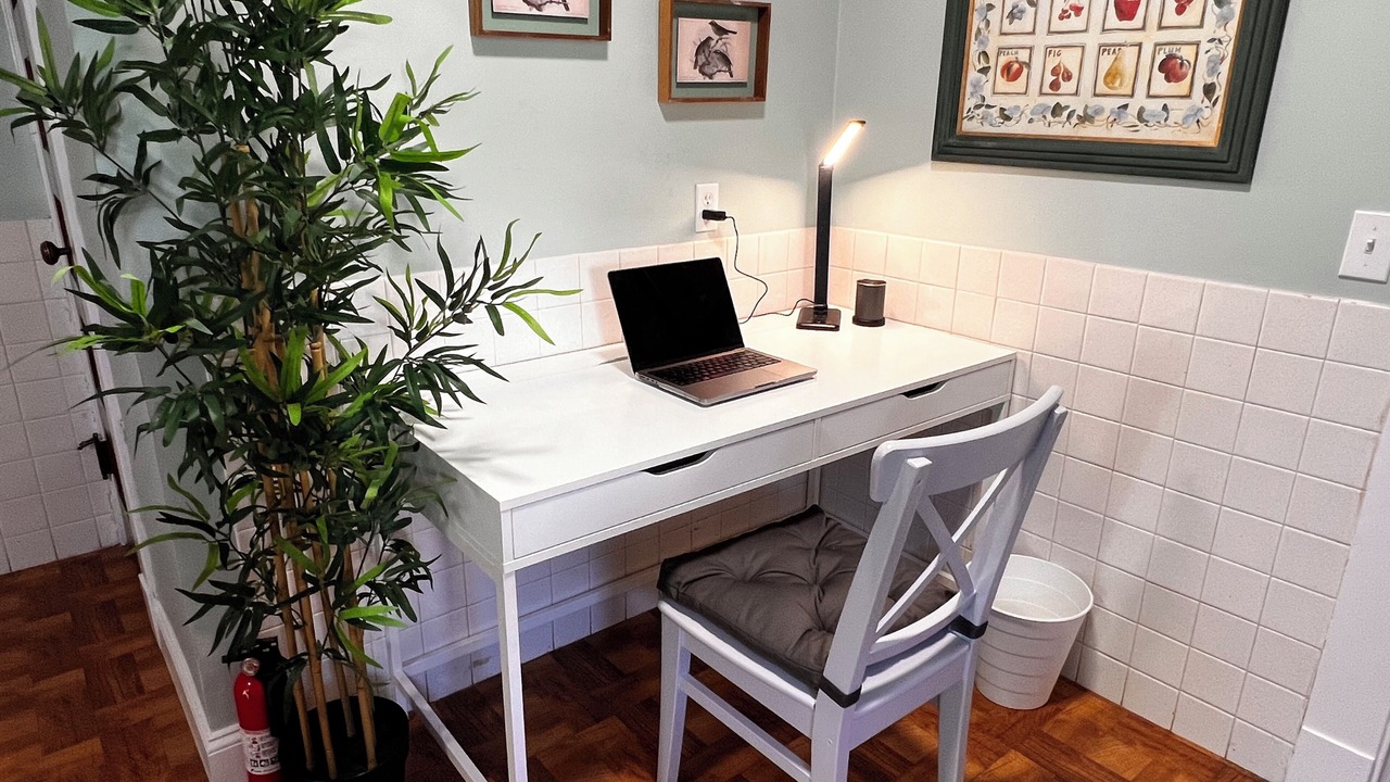 Photo of Others in Dwight