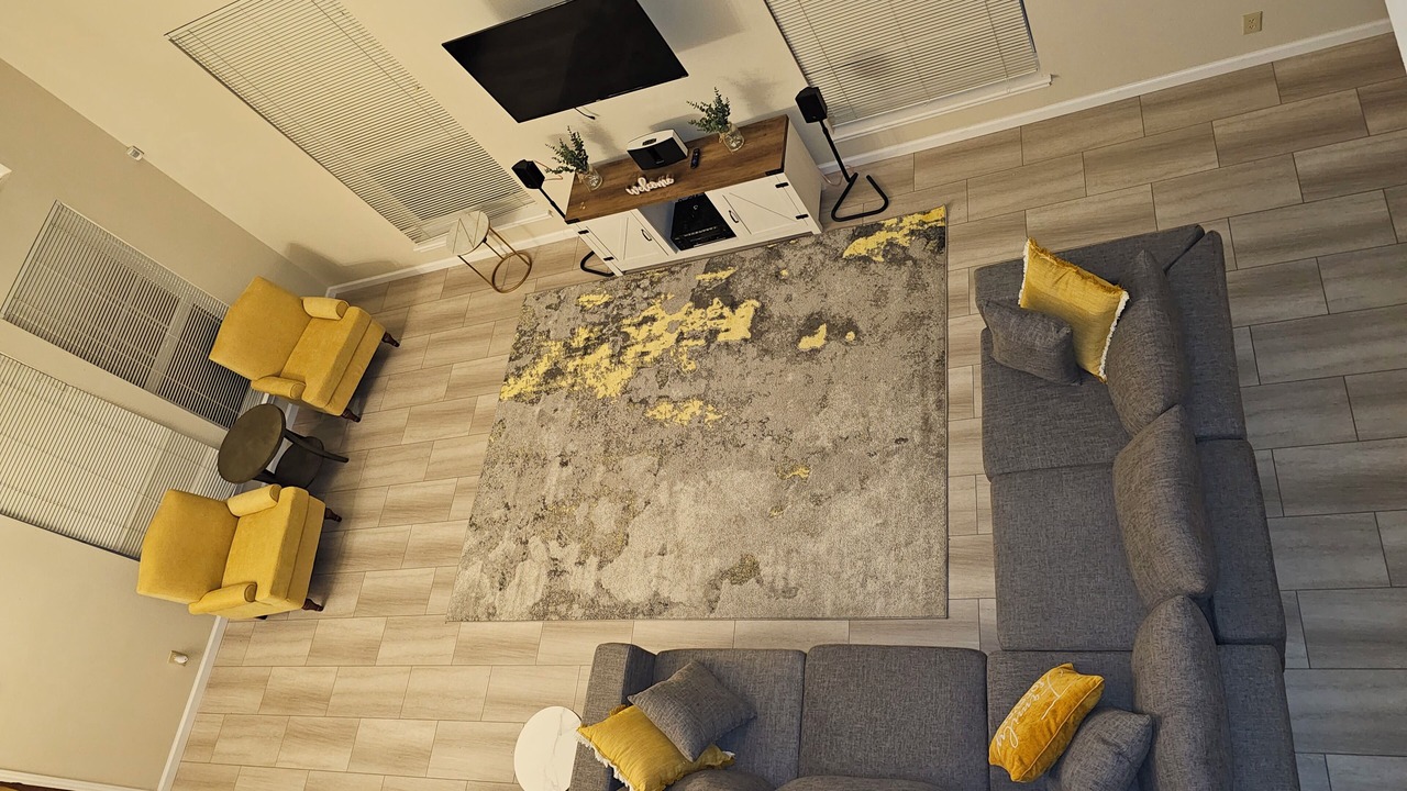 Photo of Livingroom in North Central Thousand Oaks